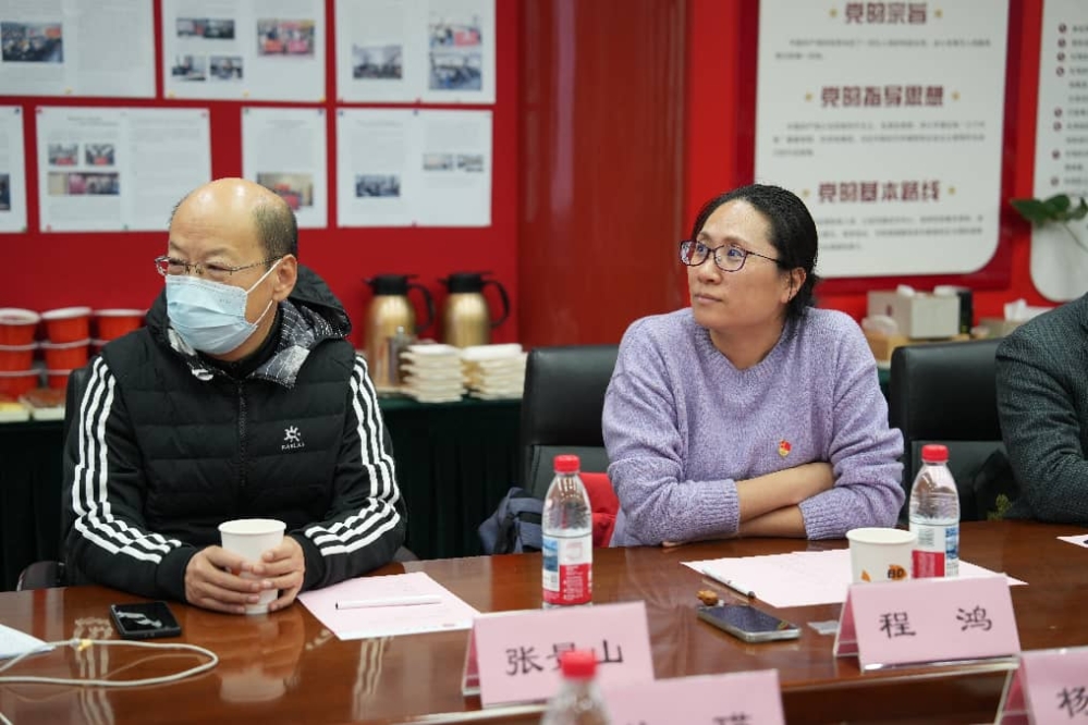 5b9d8d6bf2789de30a5e4513f7596fb3